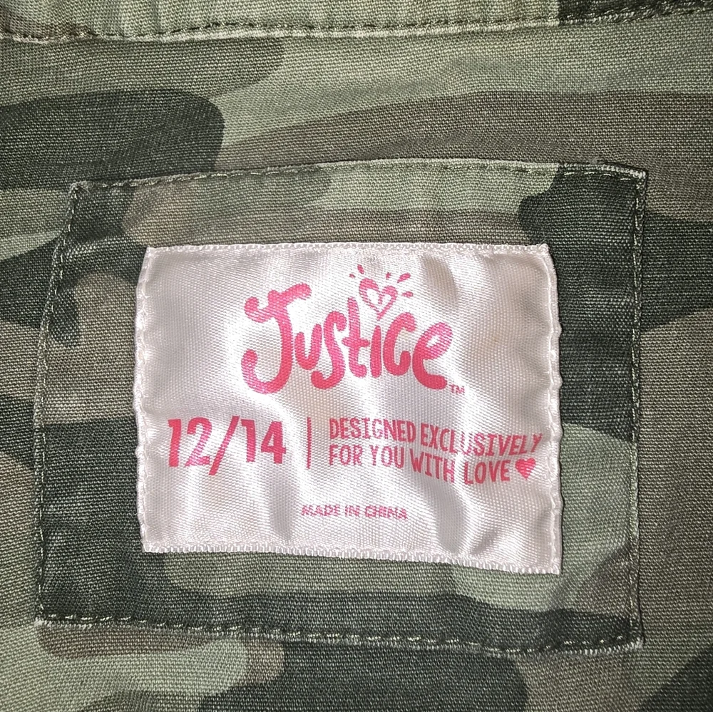 Justice Girl's Graphic T-Shirts and Camo Jacket Set size 12/14